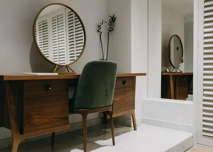 The Bold Type Hotel, A Member Of Design 5* Πάτρα