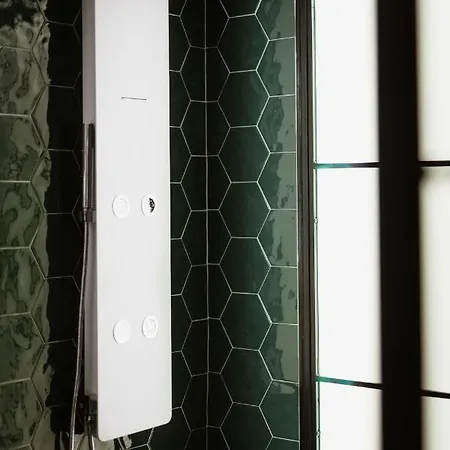 The Bold Type Hotel, A Member Of Design 酒店