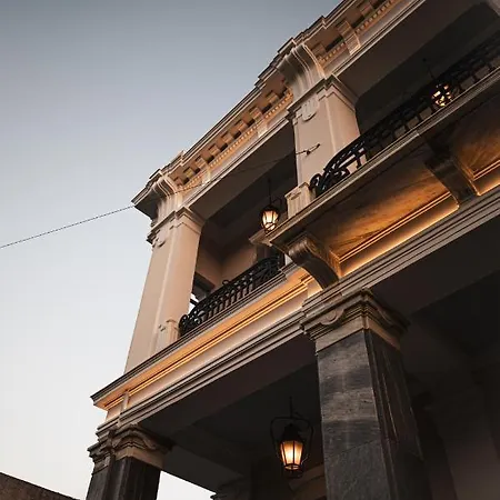 The Bold Type Hotel, A Member Of Design 帕特雷