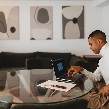 Ξενοδοχείο The Bold Type Hotel, A Member Of Design 5*