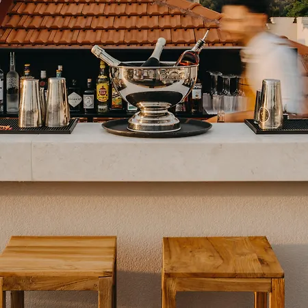 The Bold Type Hotel, A Member Of Design 帕特雷