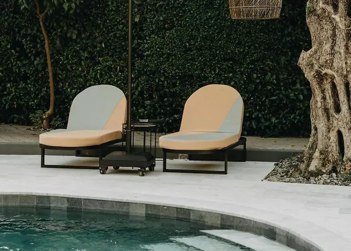 The Bold Type Hotel, A Member Of Design 파트라