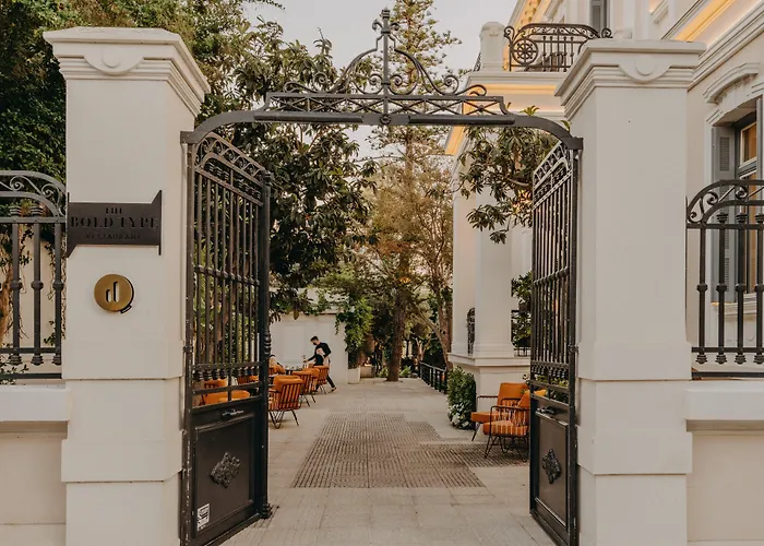 The Bold Type Hotel, A Member Of Design מלון פאטרה