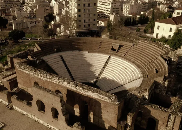 The Bold Type Hotel, A Member Of Design 5* 파트라